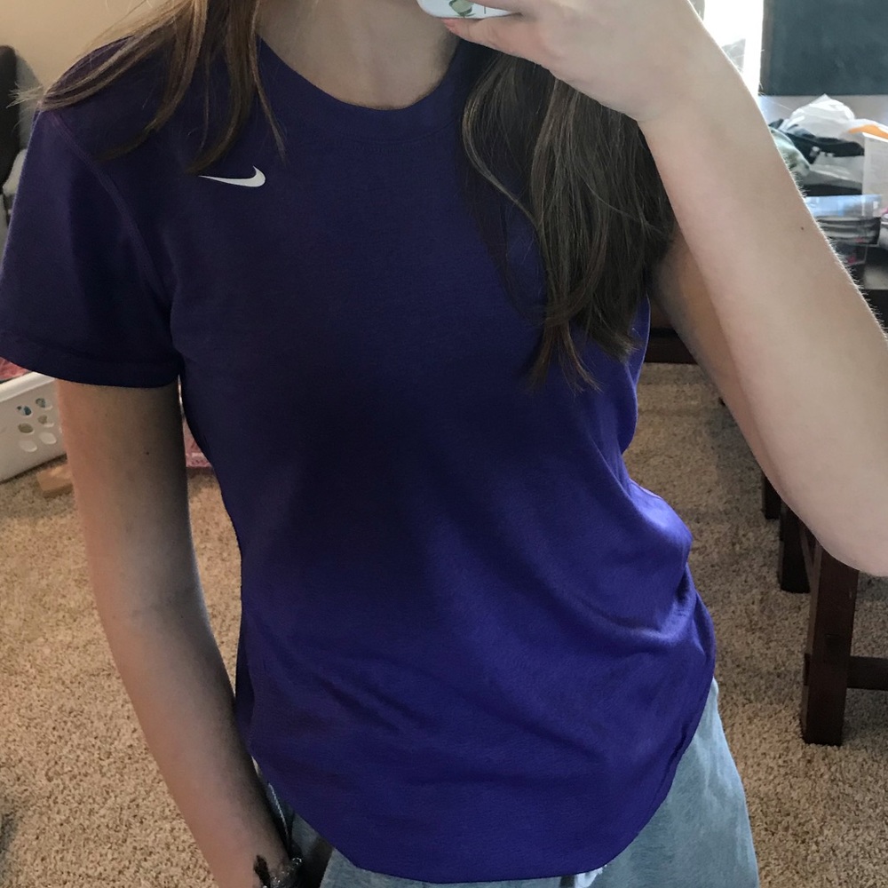 nike tee